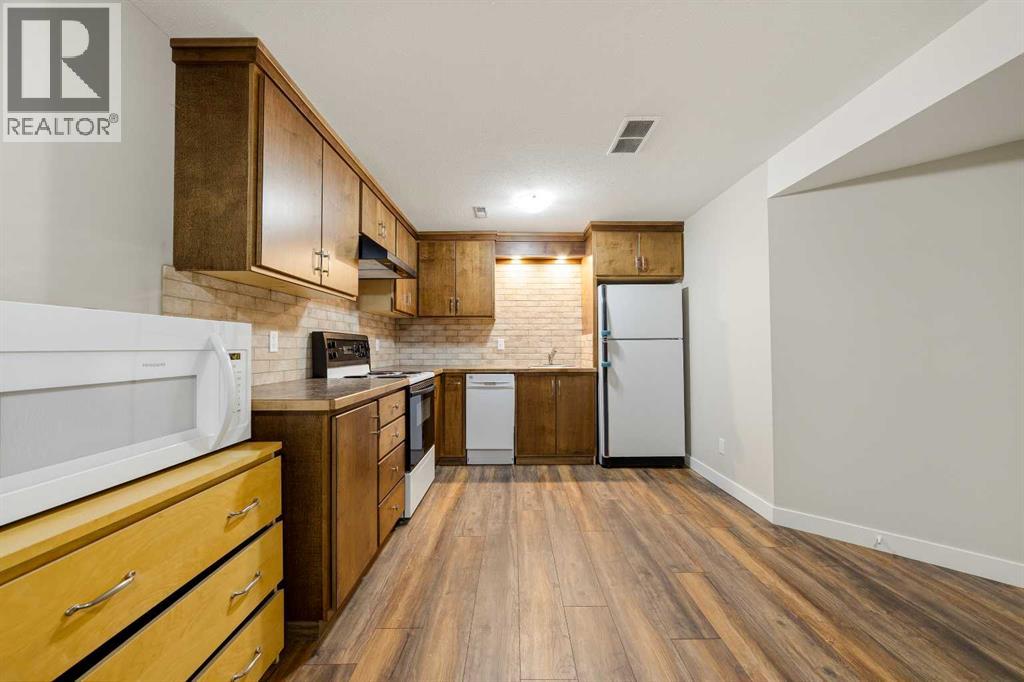 10 Trent Road W - 27
