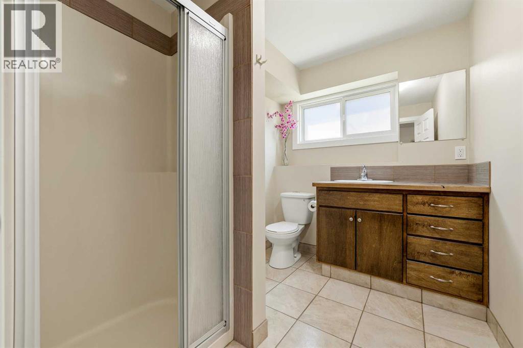 10 Trent Road W - 23