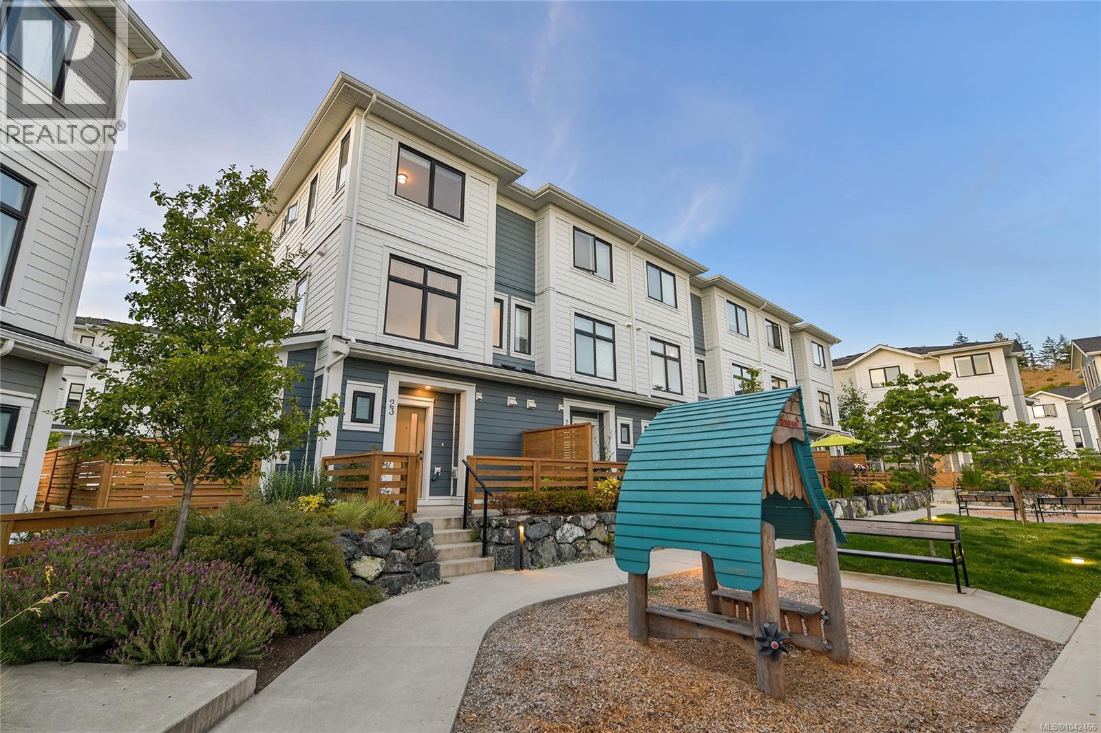 23 255 Caspian Dr, Colwood