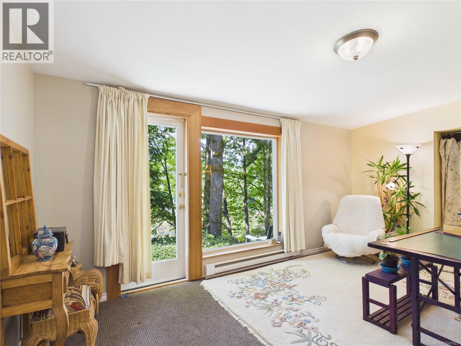5 25 Maki Rd, Nanaimo