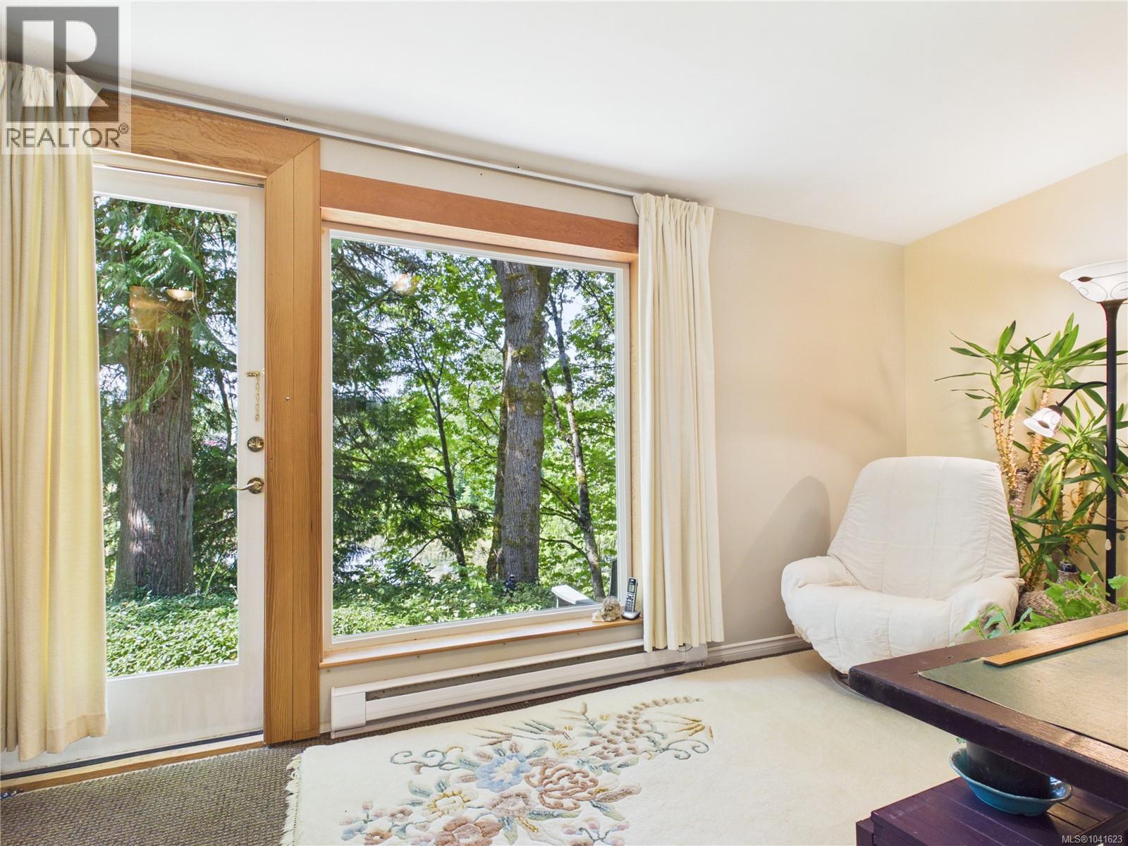 5 25 Maki Rd, Nanaimo