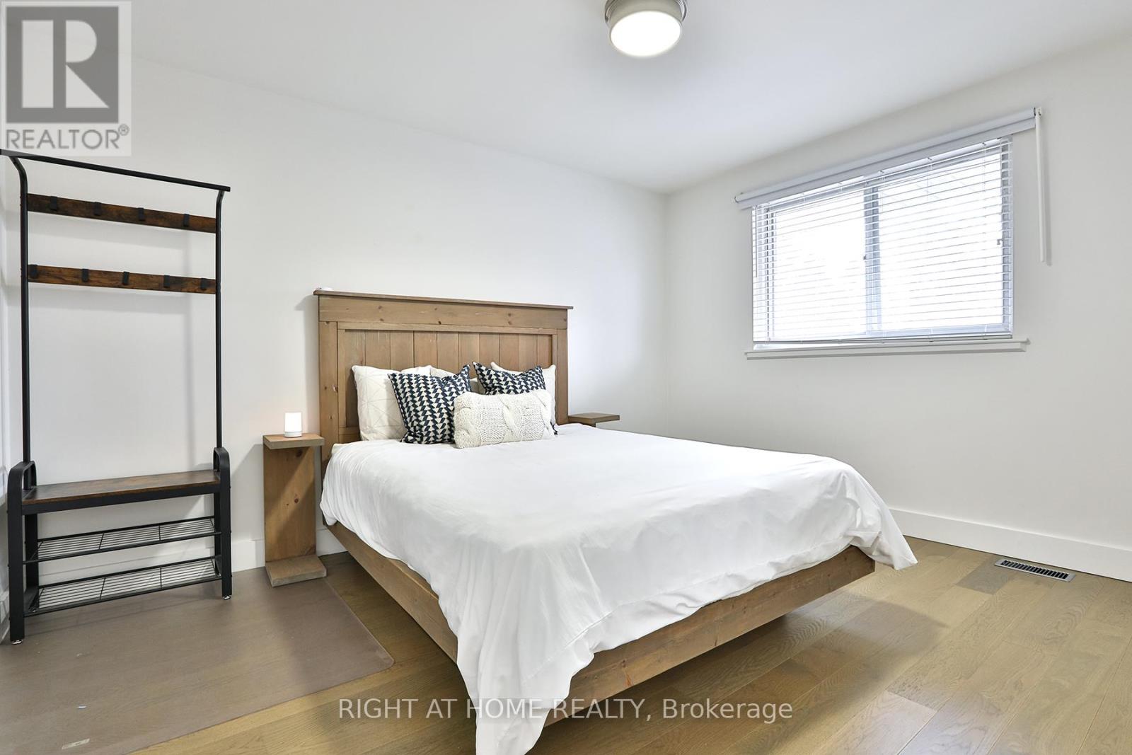 34 SCARCLIFF GARDENS - 21