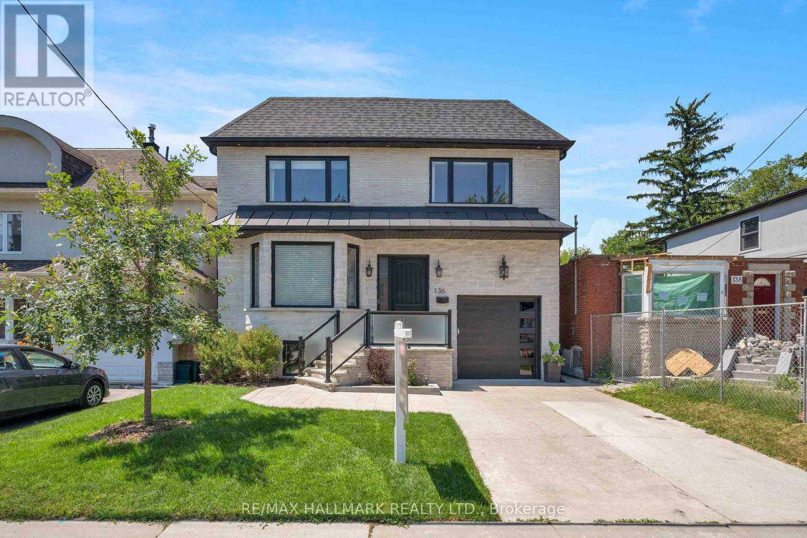 Listing photo of 136 GLENWOOD CRESCENT