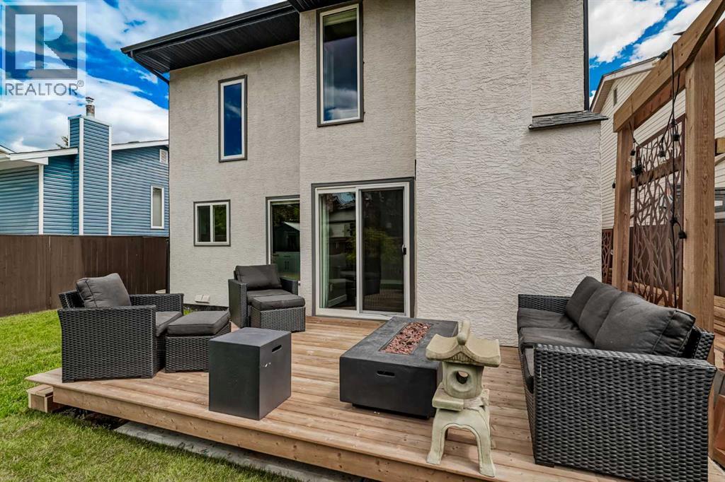 132 WOODGLEN Way SW — photo 34