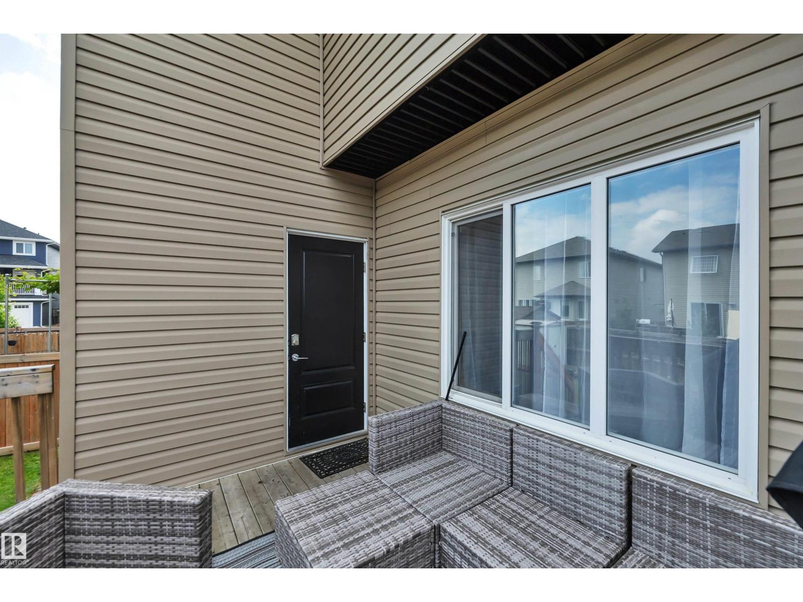 137 AWENTIA ST - 38