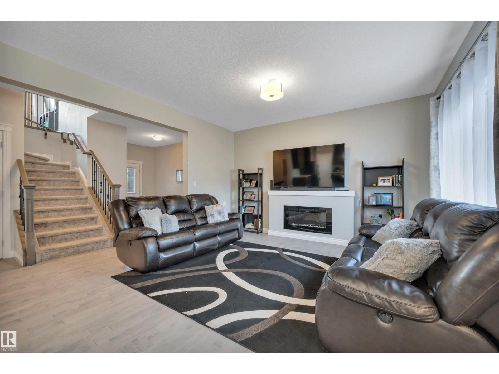137 AWENTIA ST - 8