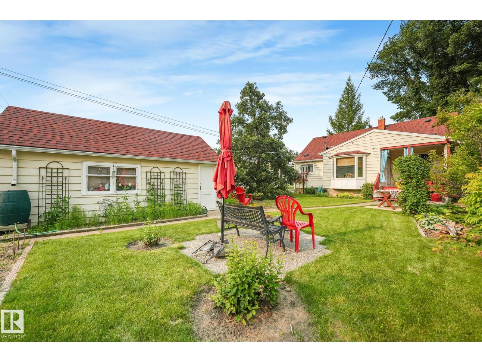 11422 70 ST NW - 31