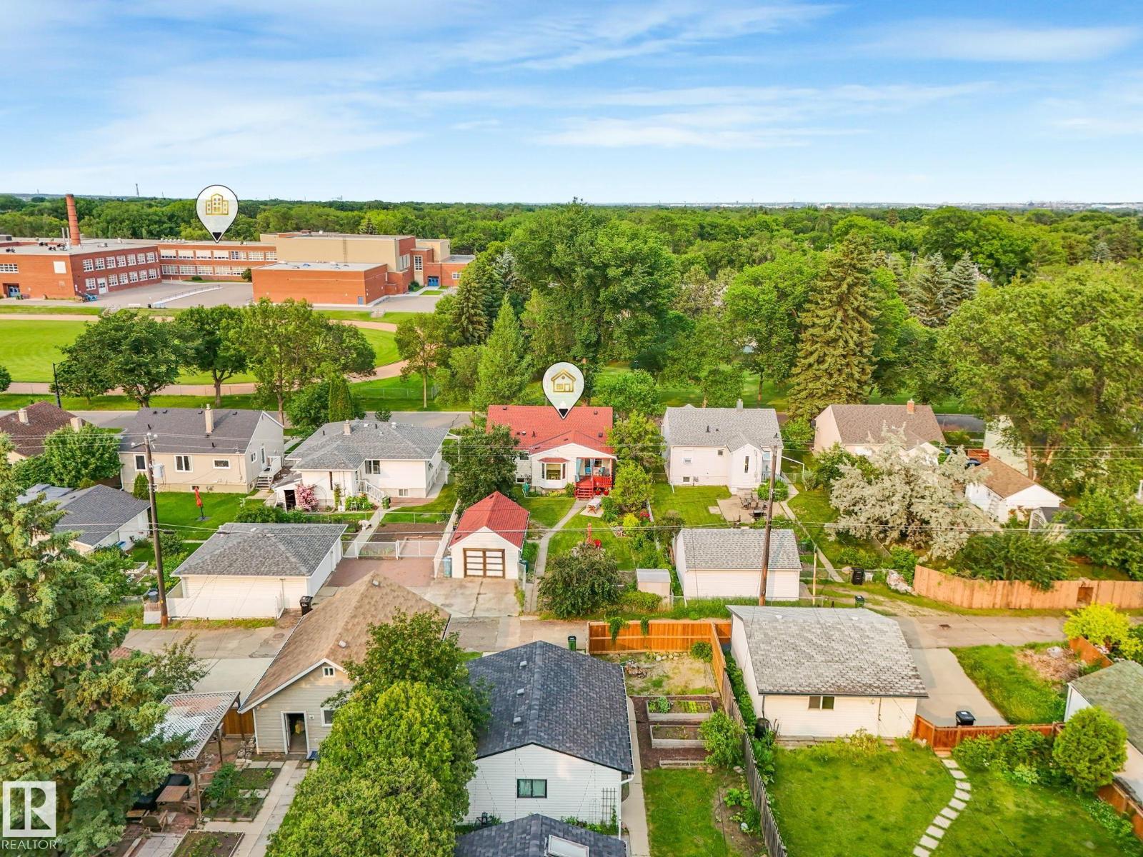 11422 70 ST NW - 40