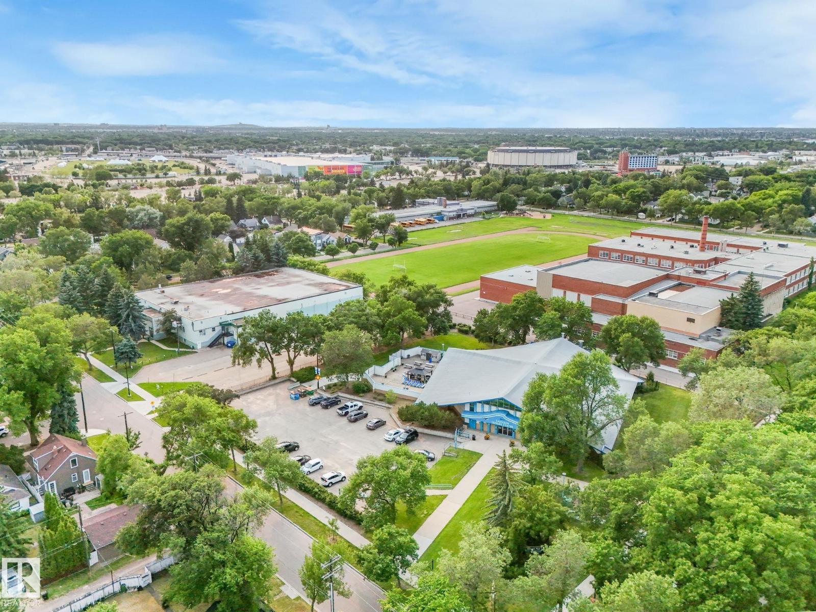 11422 70 ST NW - 43