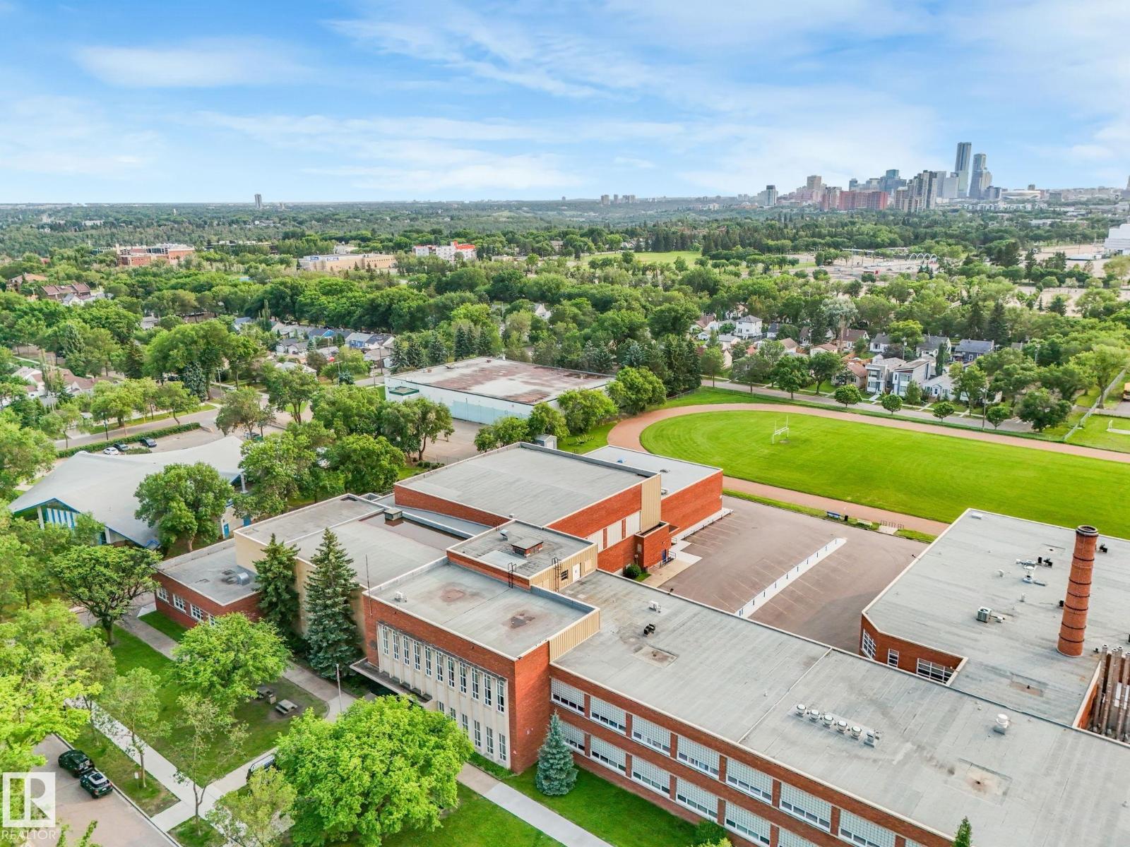 11422 70 ST NW - 44