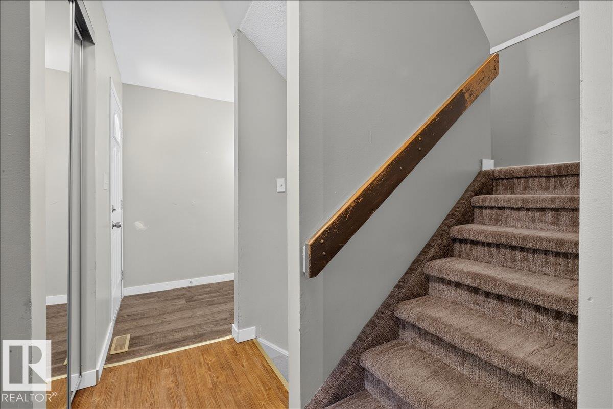 668 LAKEWOOD N RD NW NW - 8