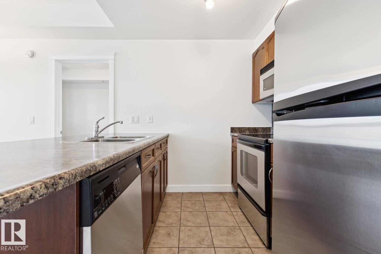 #806 9939 109 ST NW - 12