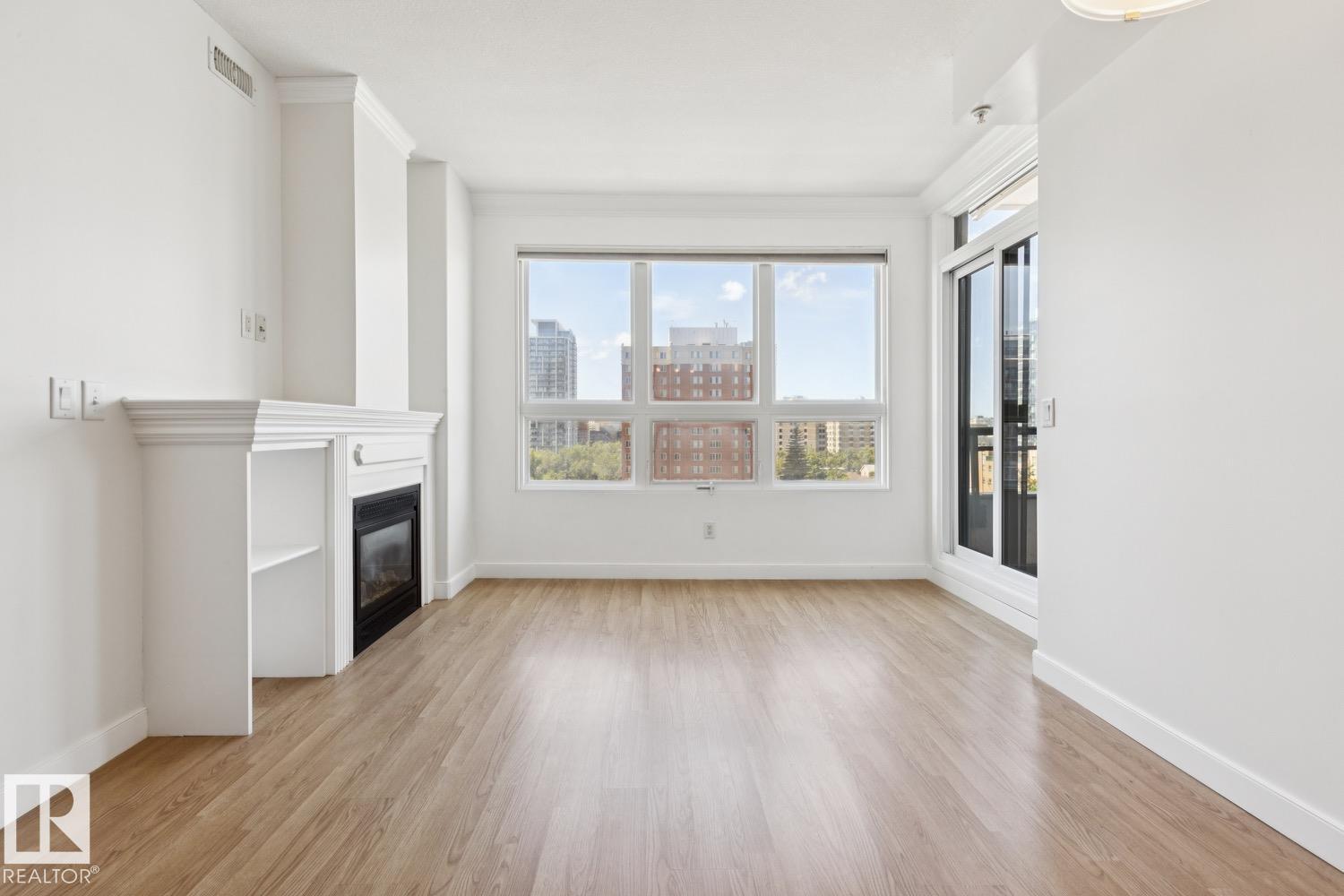 #806 9939 109 ST NW - 17