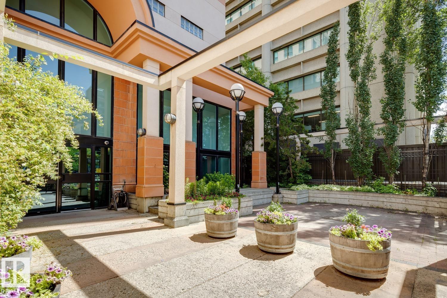 #806 9939 109 ST NW - 2