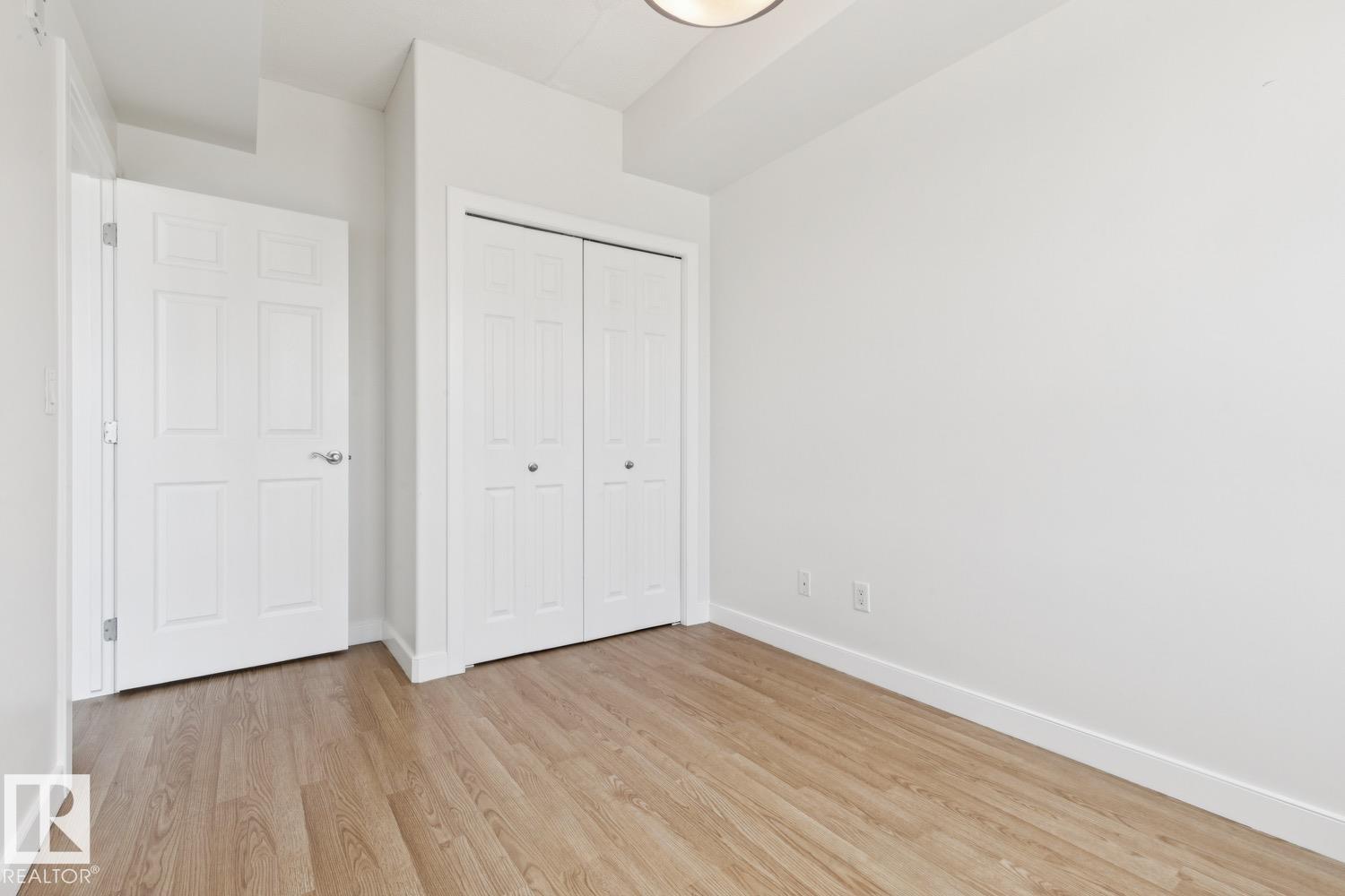 #806 9939 109 ST NW - 22