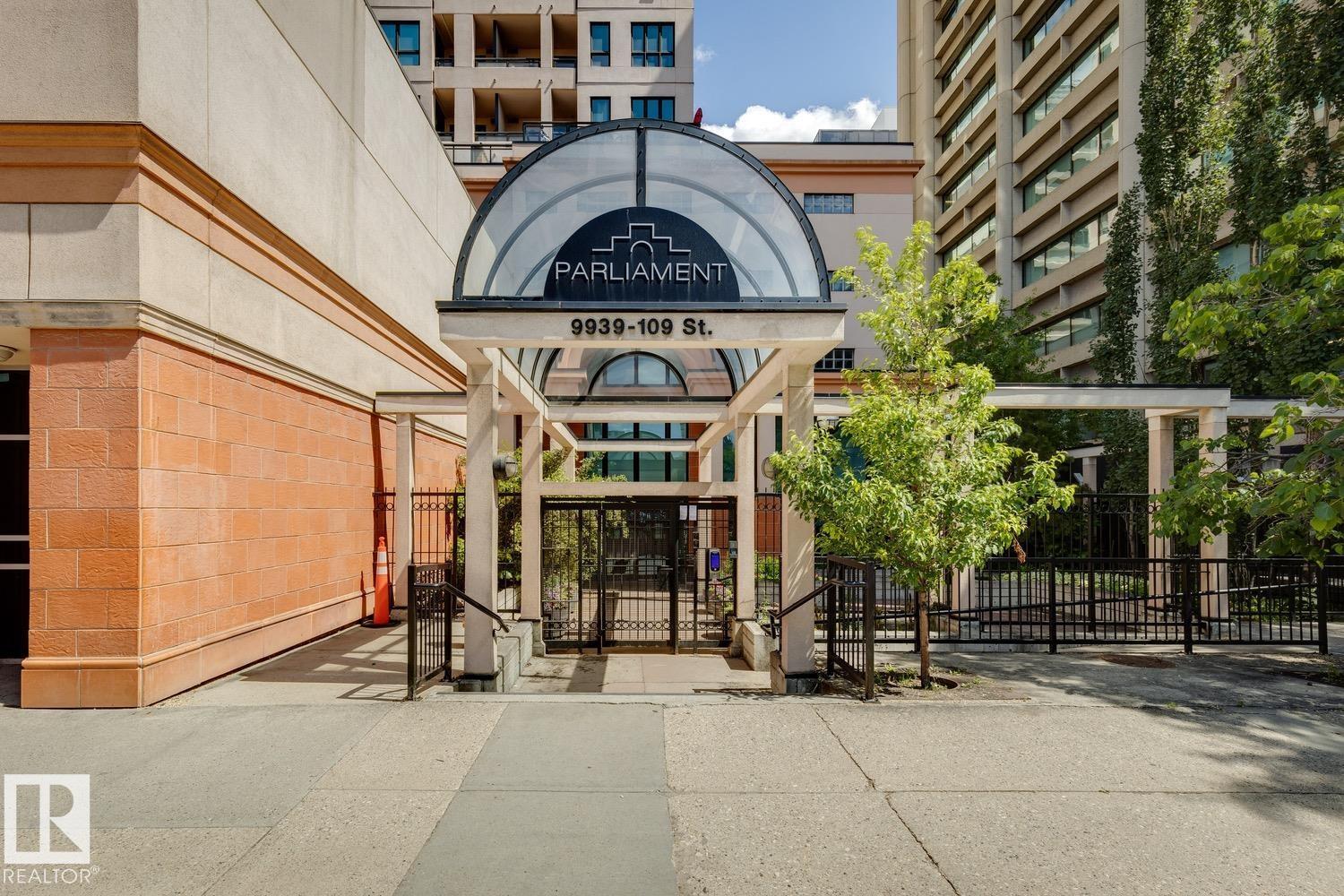 #806 9939 109 ST NW - 28