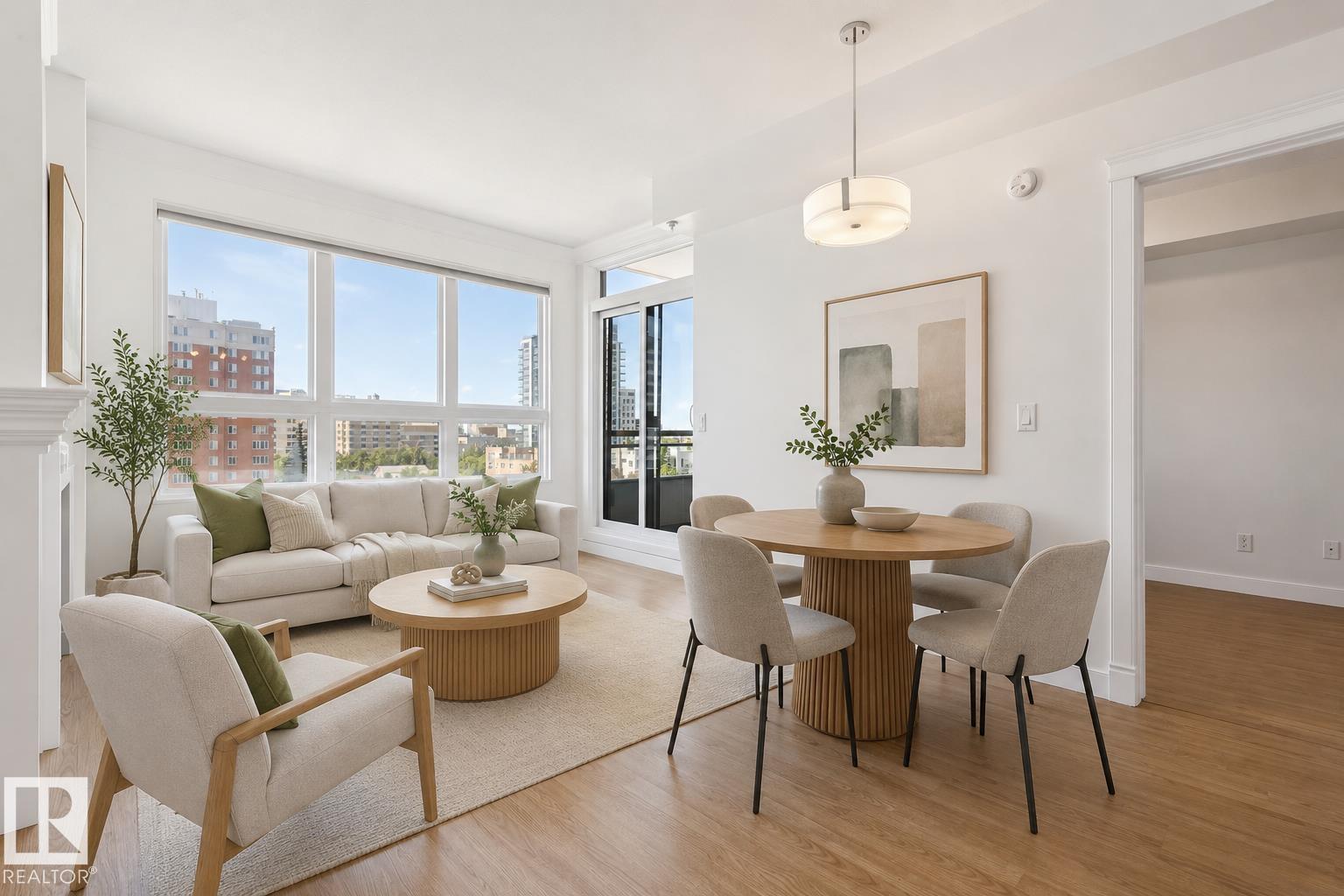 #806 9939 109 ST NW - 4