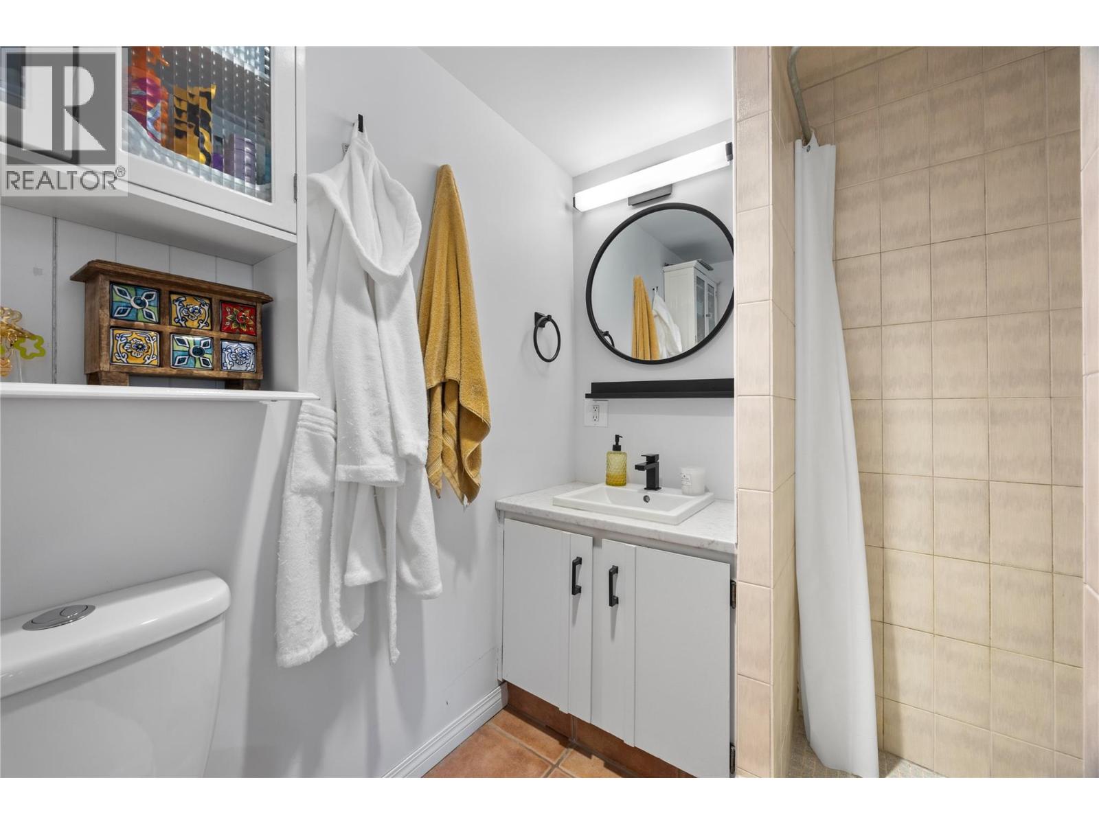 #5 320 POWERS Road - Image 15