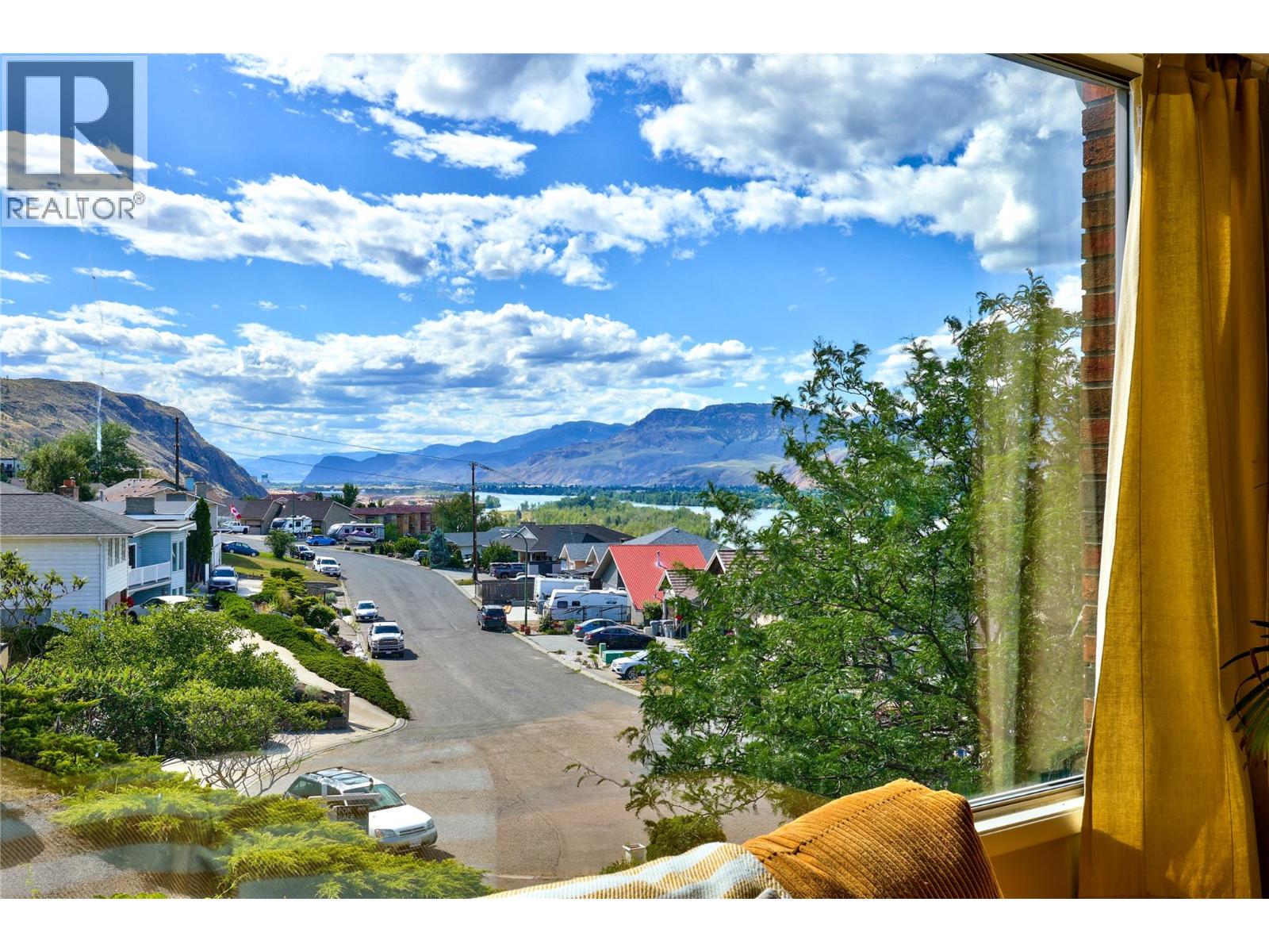 #5 320 POWERS Road - Image 4