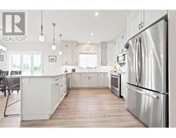 12 Bamagillia Street E, Whitewater Region, ON K0J1K0 Photo 10
