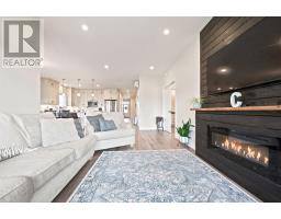 12 Bamagillia Street E, Whitewater Region, ON K0J1K0 Photo 22