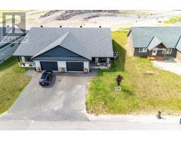 12 Bamagillia Street E, Whitewater Region, ON K0J1K0 Photo 48