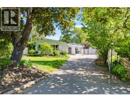 624 Armour Crescent, Kelowna
