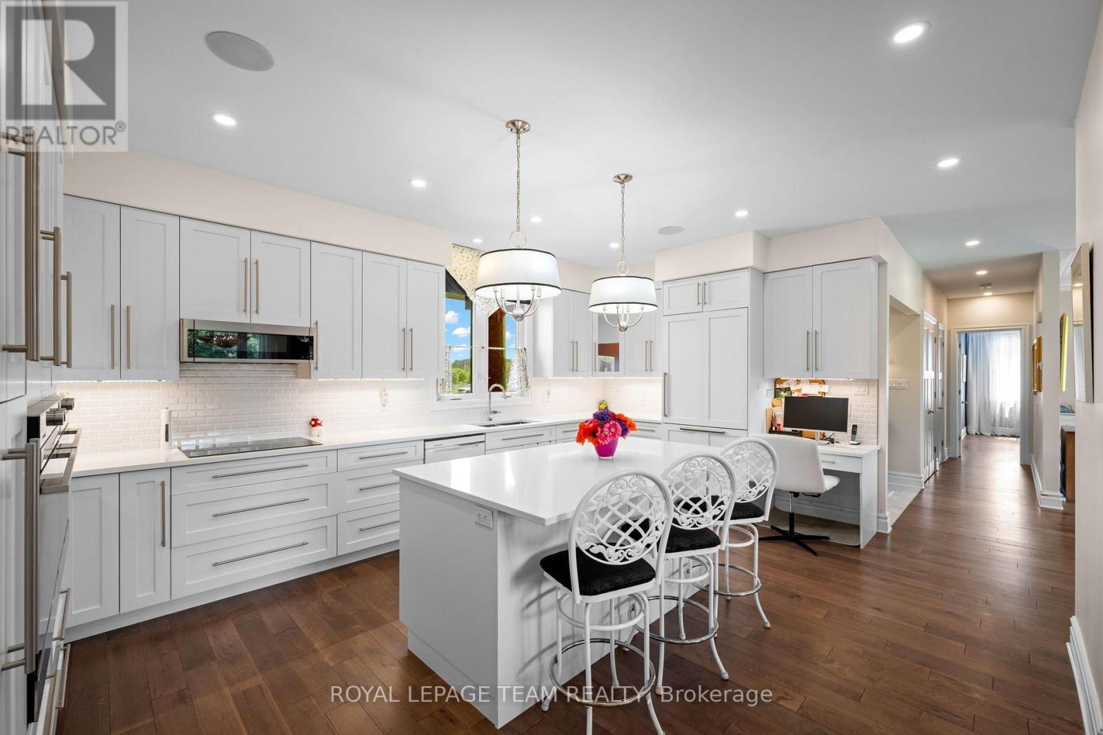 145 BARRDON ROAD, Ottawa. Luxury613. By Peter Sagos - Image 13