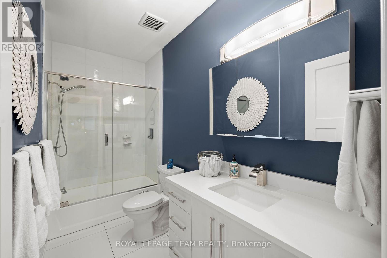 145 BARRDON ROAD, Ottawa. Luxury613. By Peter Sagos - Image 20