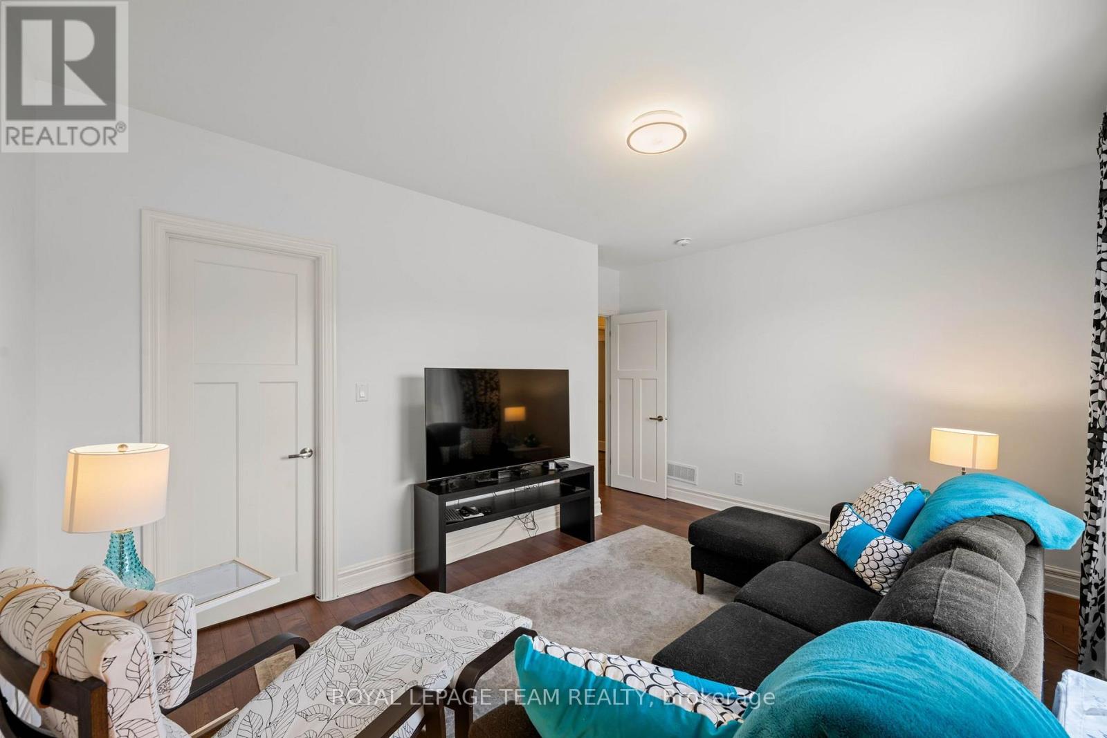 145 BARRDON ROAD, Ottawa. Luxury613. By Peter Sagos - Image 22