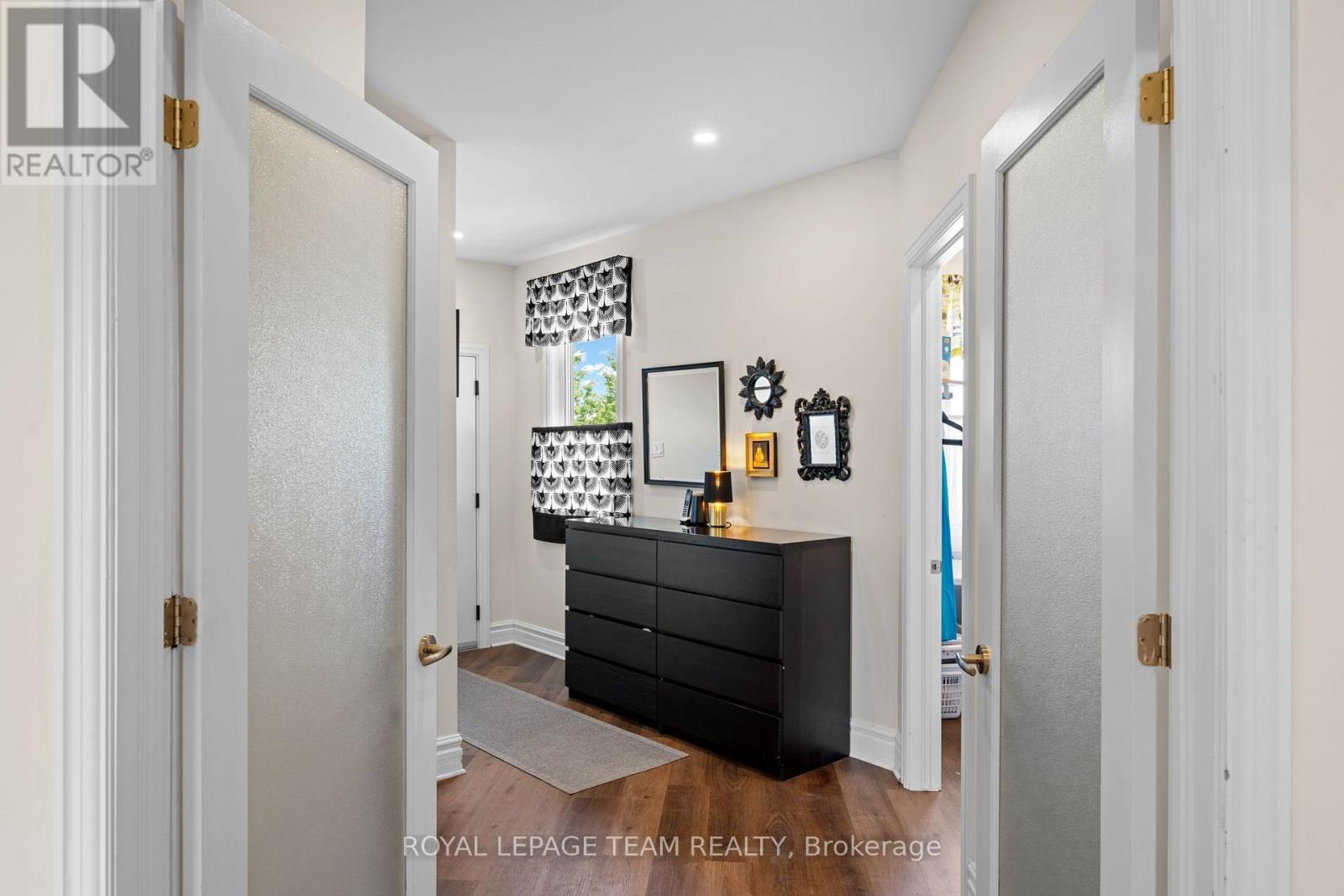 145 BARRDON ROAD, Ottawa. Luxury613. By Peter Sagos - Image 23