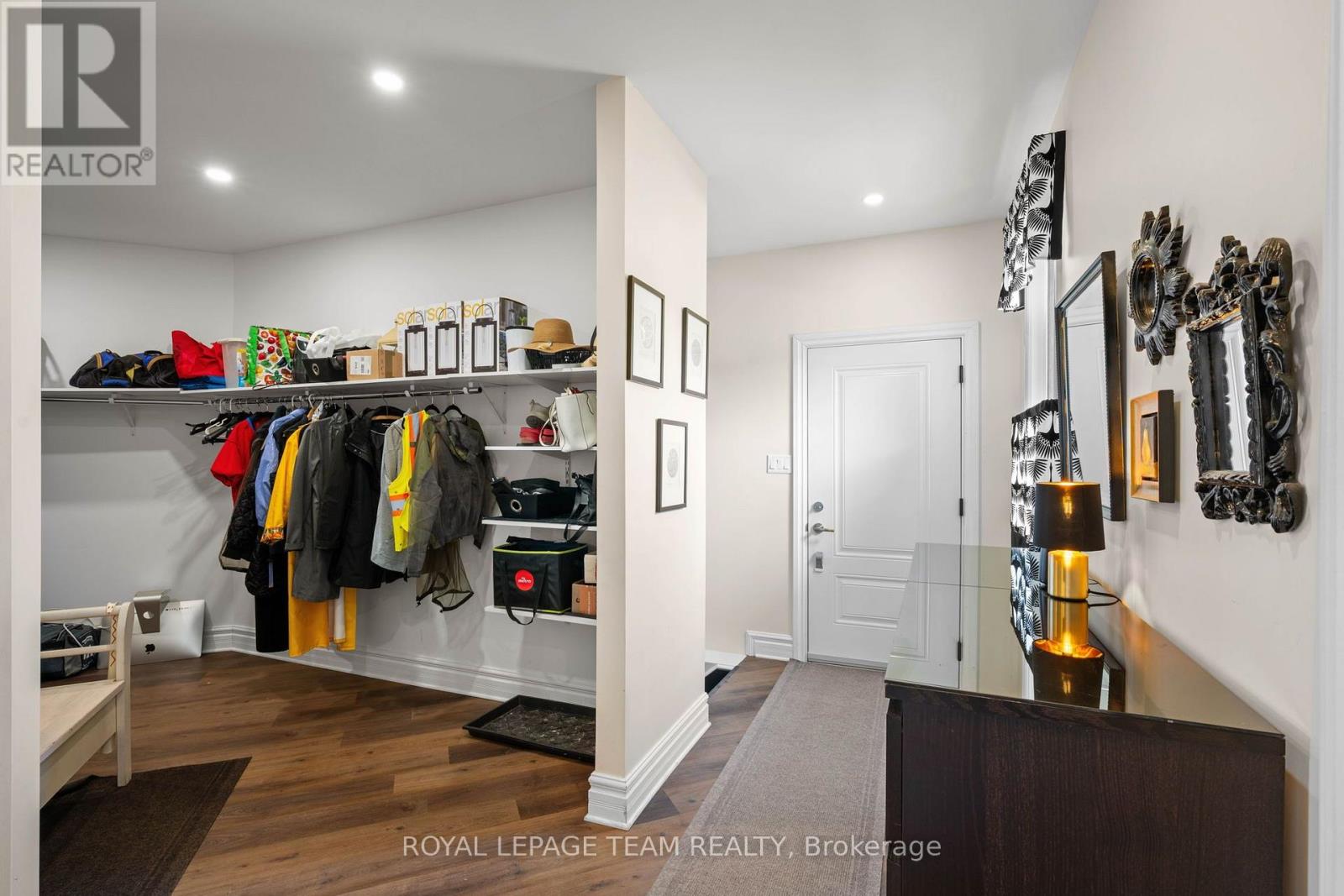 145 BARRDON ROAD, Ottawa. Luxury613. By Peter Sagos - Image 25
