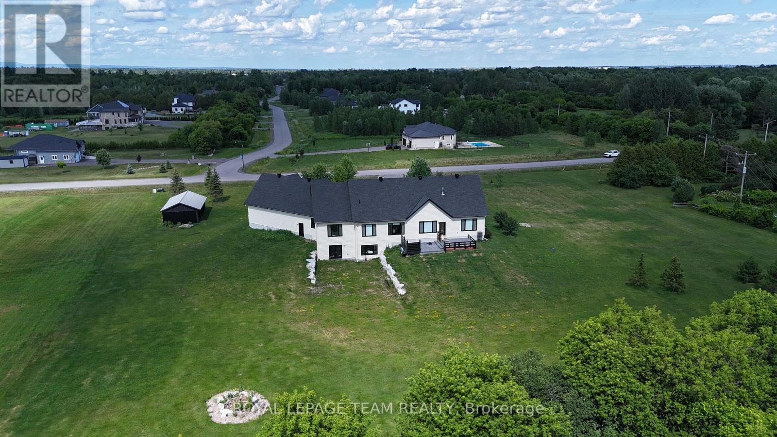 145 BARRDON ROAD, Ottawa. Luxury613. By Peter Sagos - Image 47