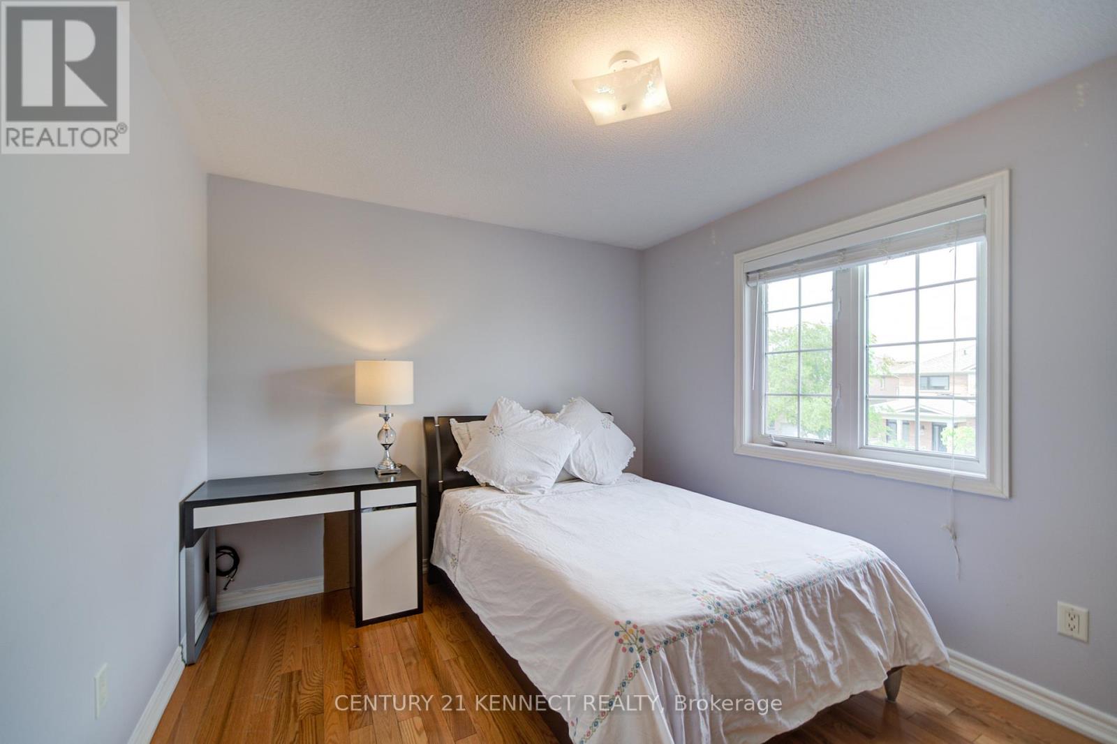 3 CORNFLOWER STREET - 33