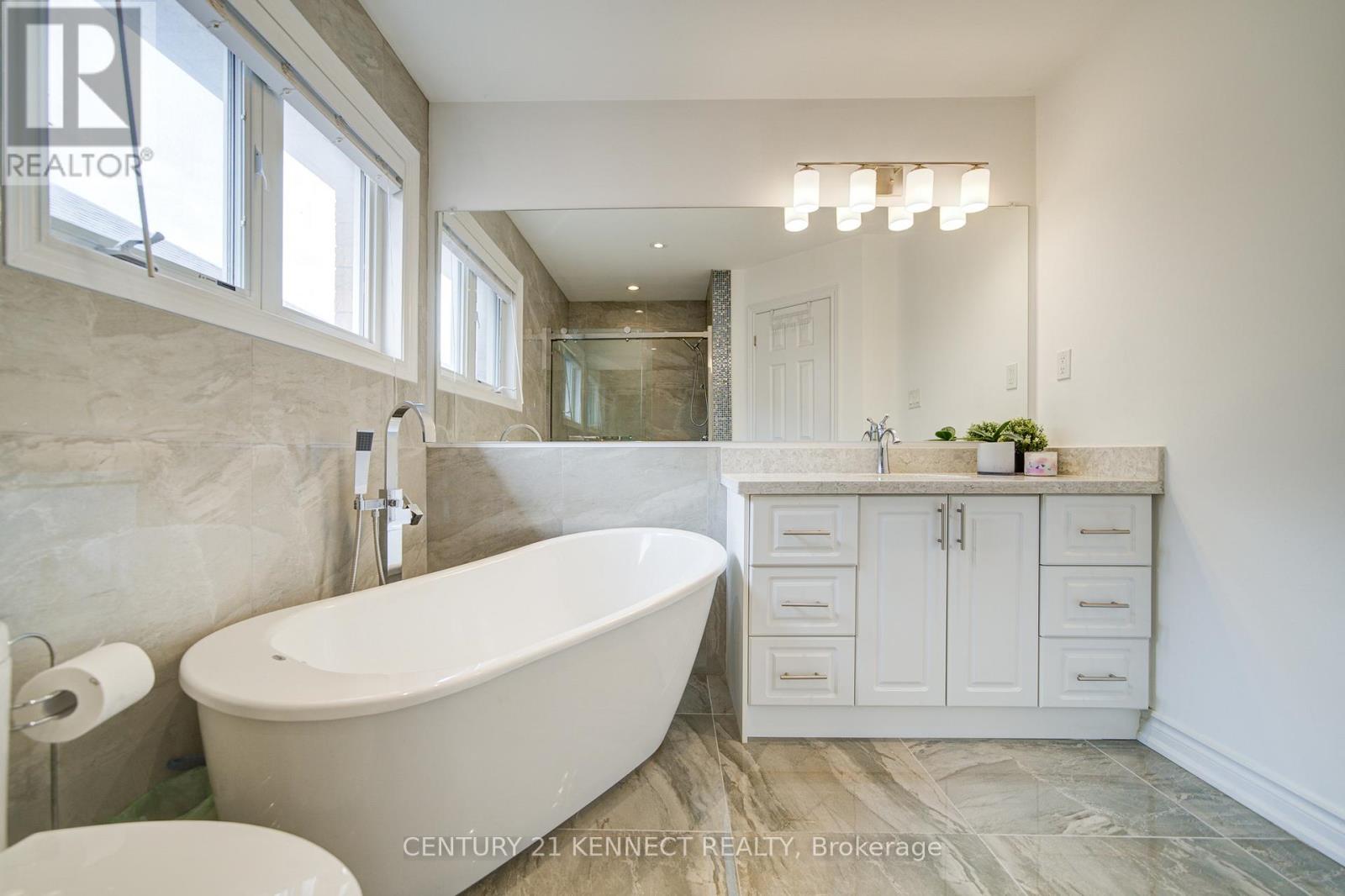 3 CORNFLOWER STREET - 41