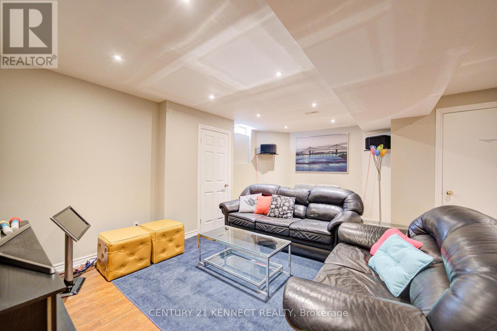 3 CORNFLOWER STREET - 43