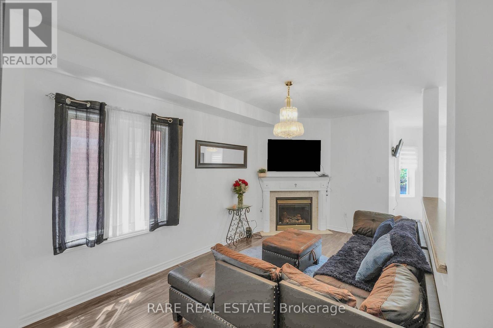 2104 OSBOND ROAD - 12