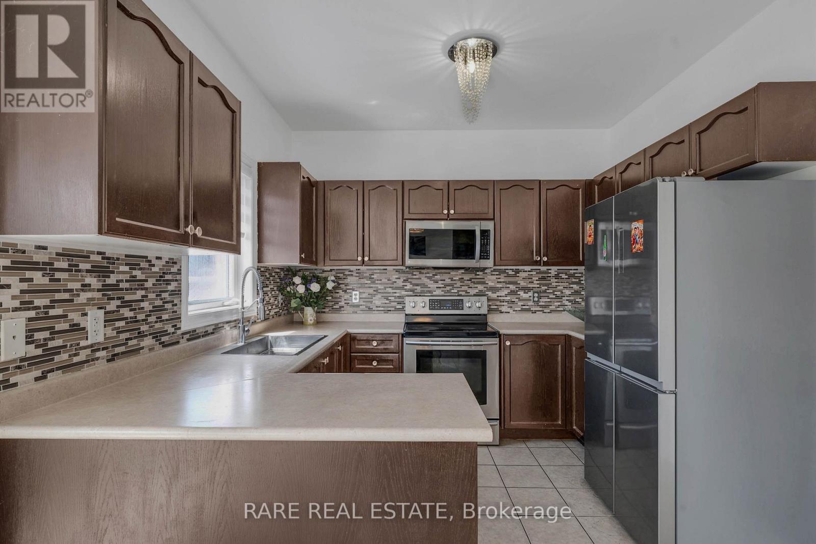 2104 OSBOND ROAD - 16