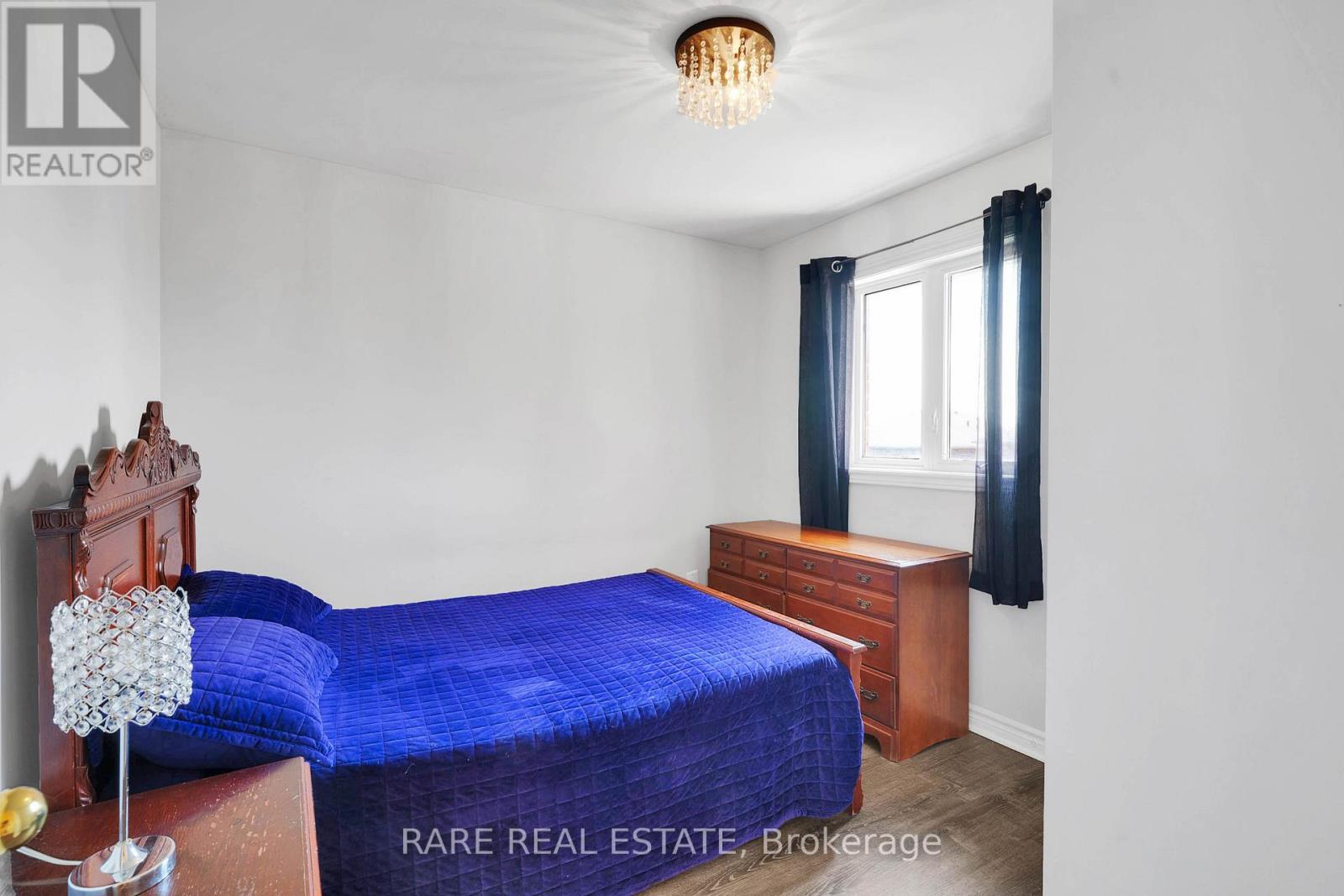 2104 OSBOND ROAD - 30