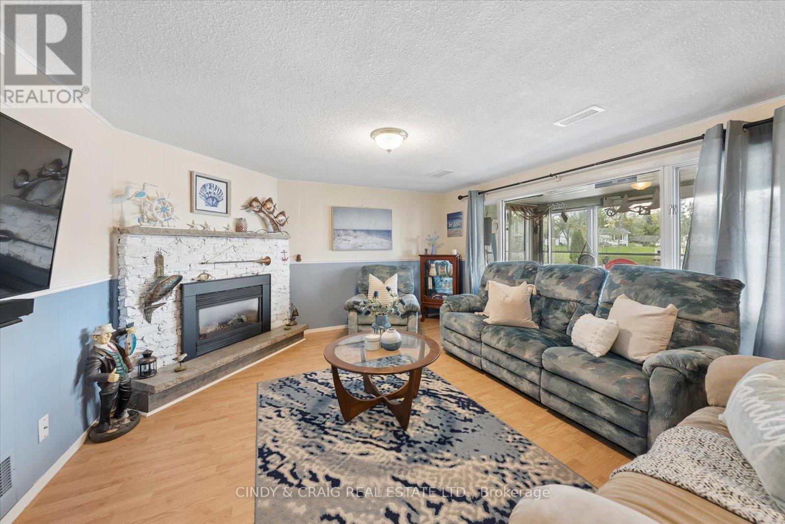 488 MCCONNELL DRIVE - 15