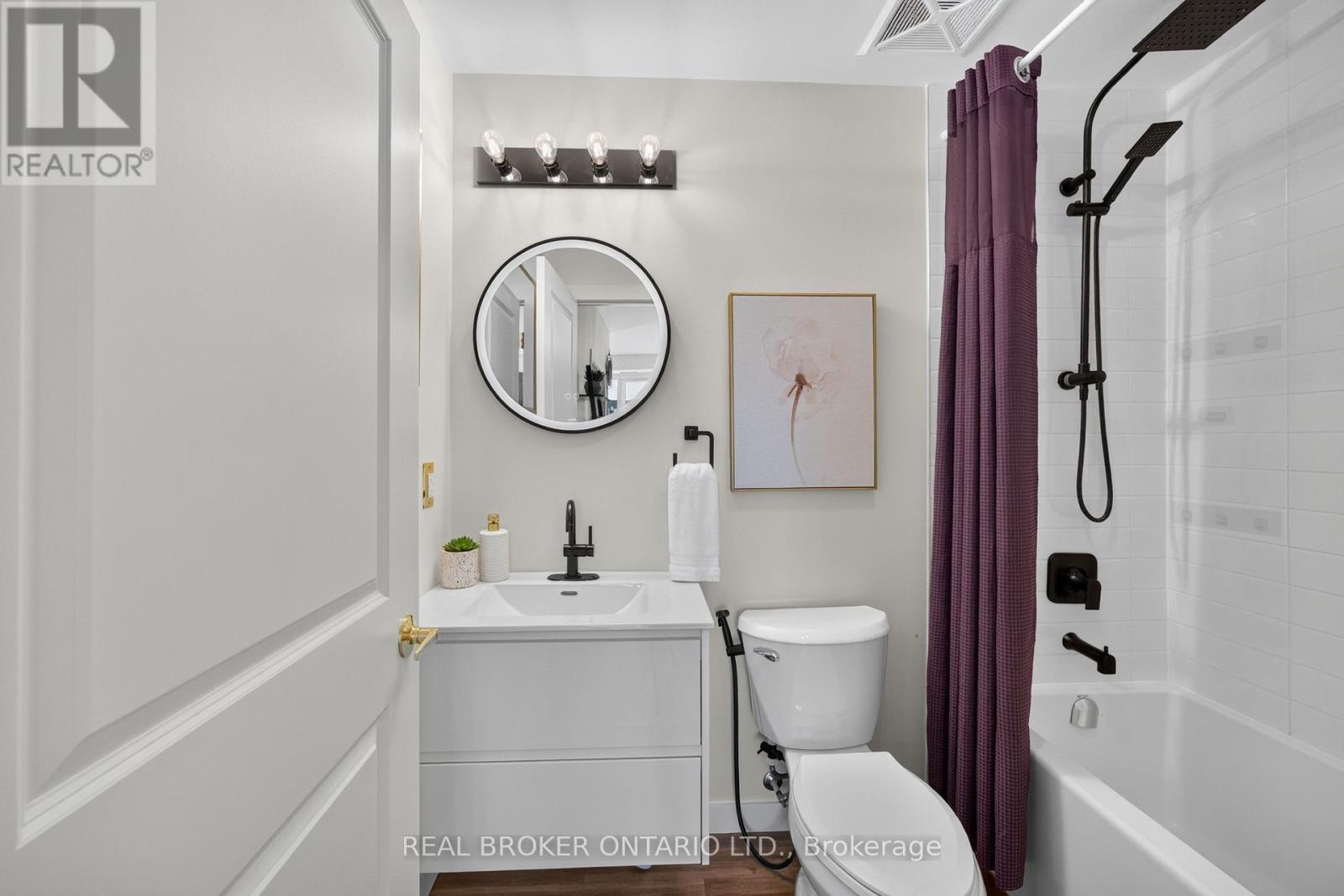 #214 168 SABINA DRIVE - 14