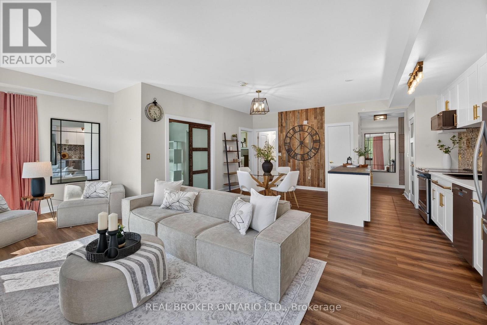 #214 168 SABINA DRIVE - 5