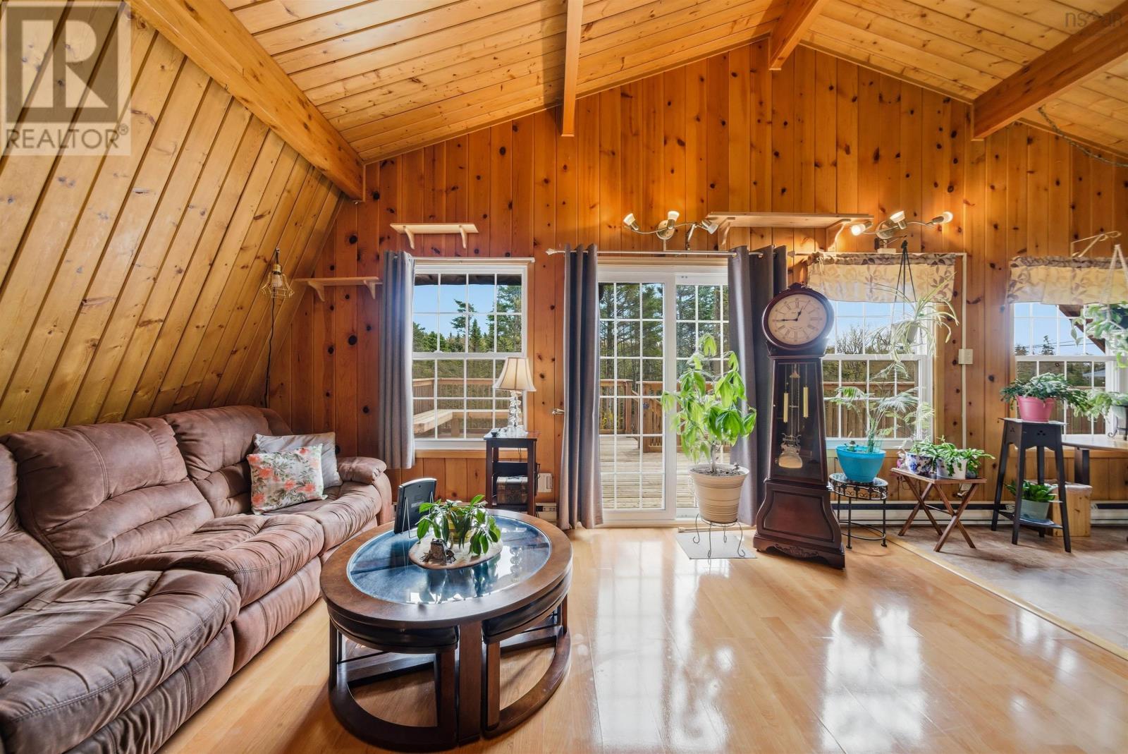 1005 Ketch Harbour Road - 10