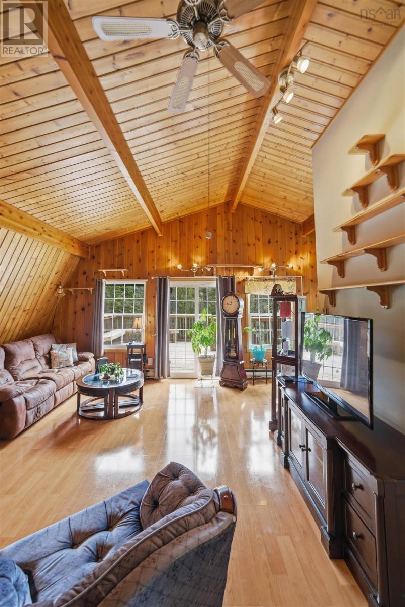 1005 Ketch Harbour Road - 24
