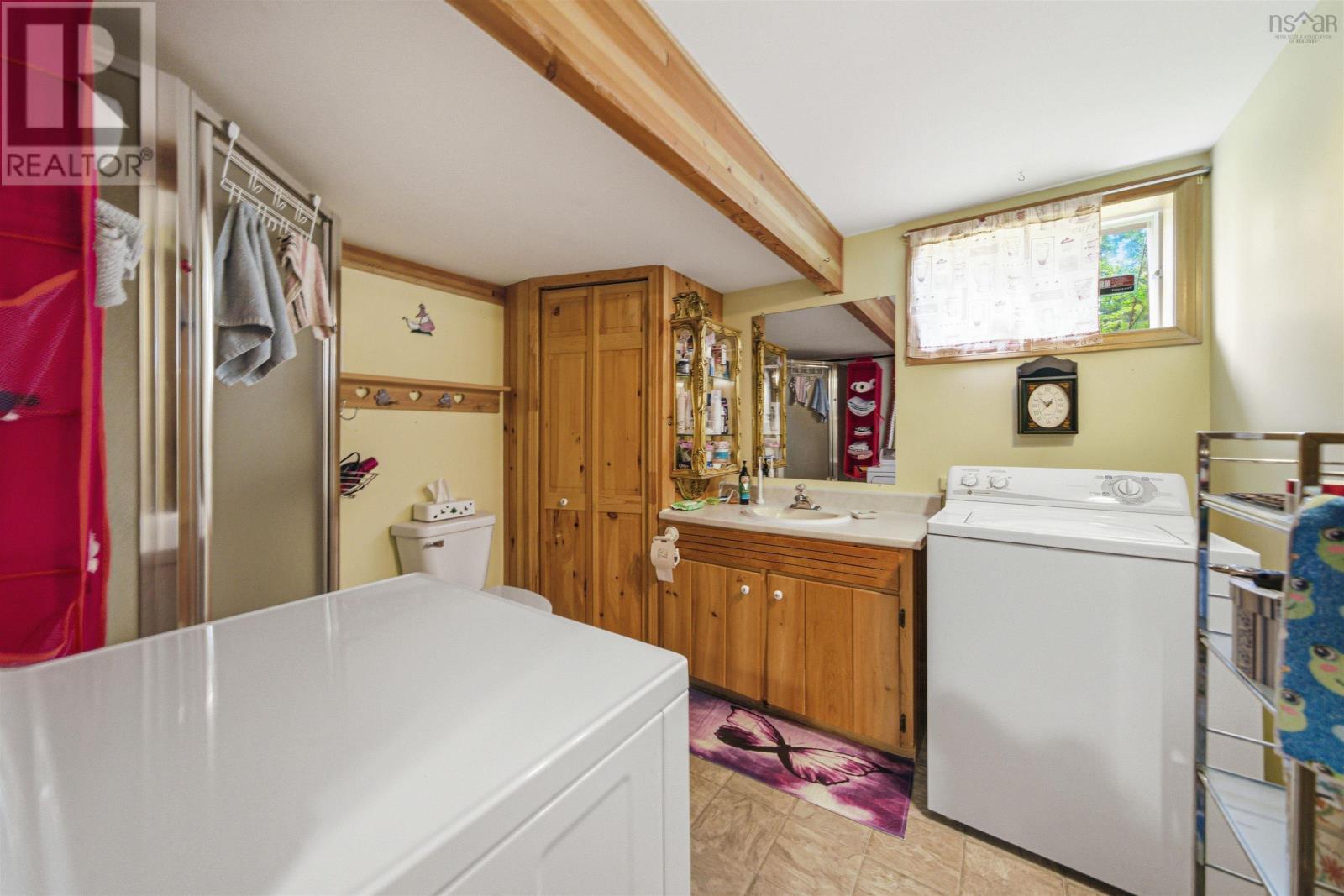 1005 Ketch Harbour Road - 40