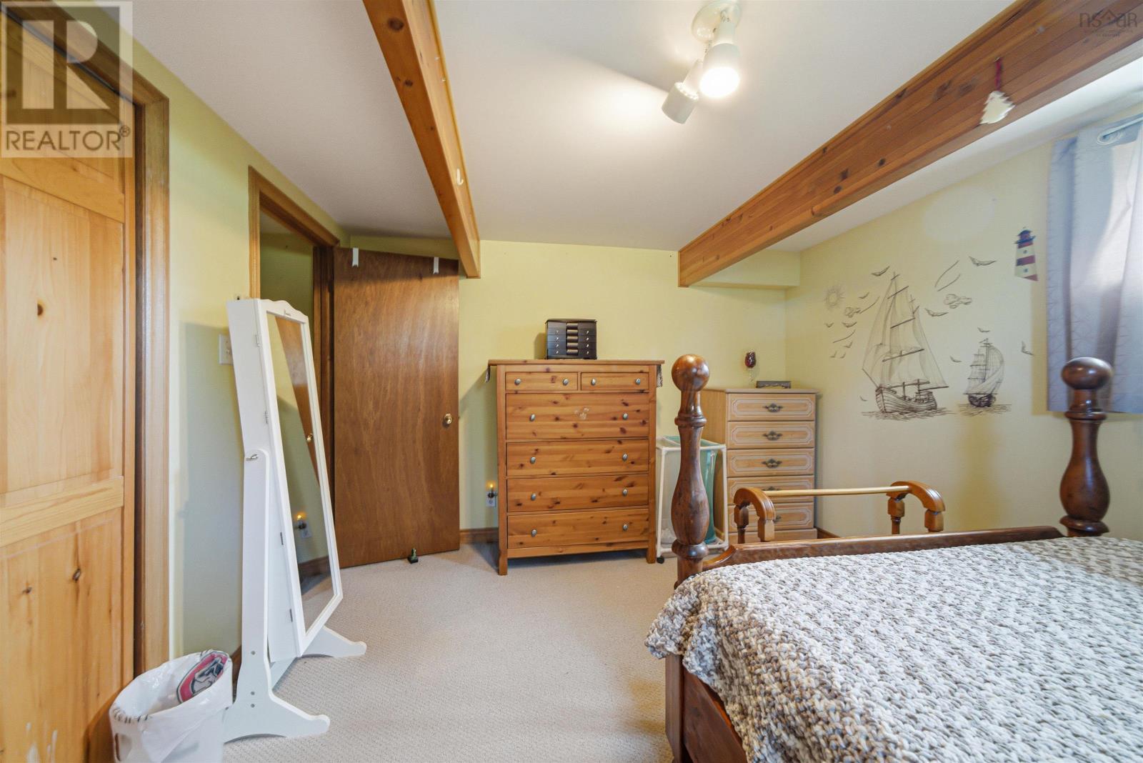 1005 Ketch Harbour Road - 38
