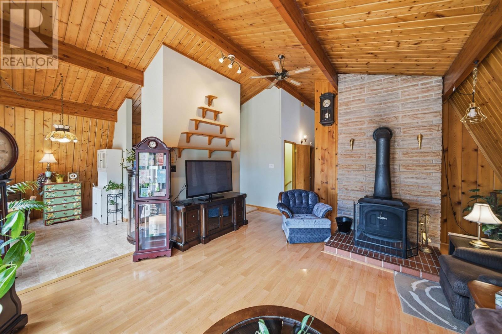 1005 Ketch Harbour Road - 5