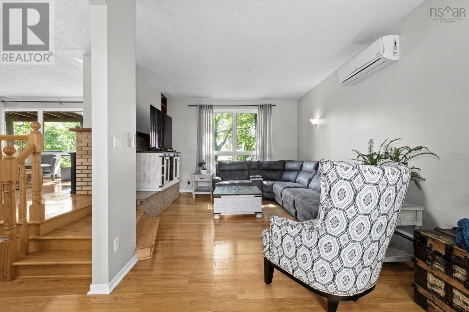 12 Campbell Drive - 12