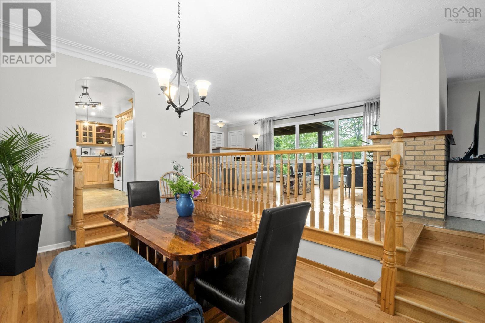 12 Campbell Drive - 16