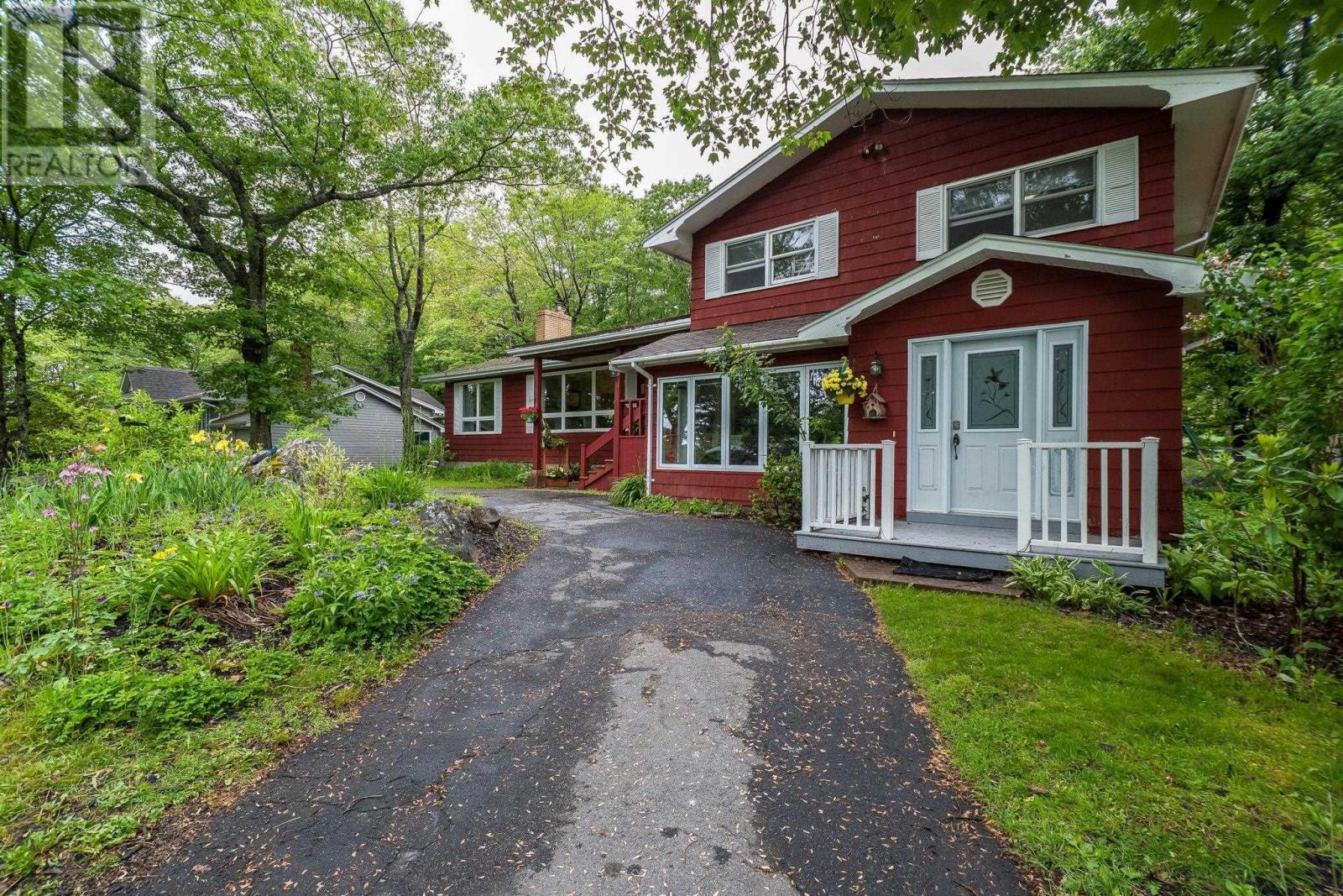 12 Campbell Drive - 2